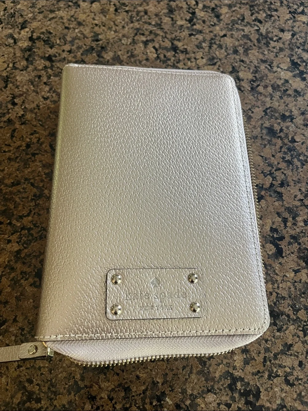 kate spade Metallic Light Gold Zip Around Planner